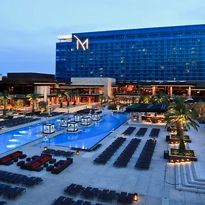 **** Complex M & Casino Statele Unite ale Americii